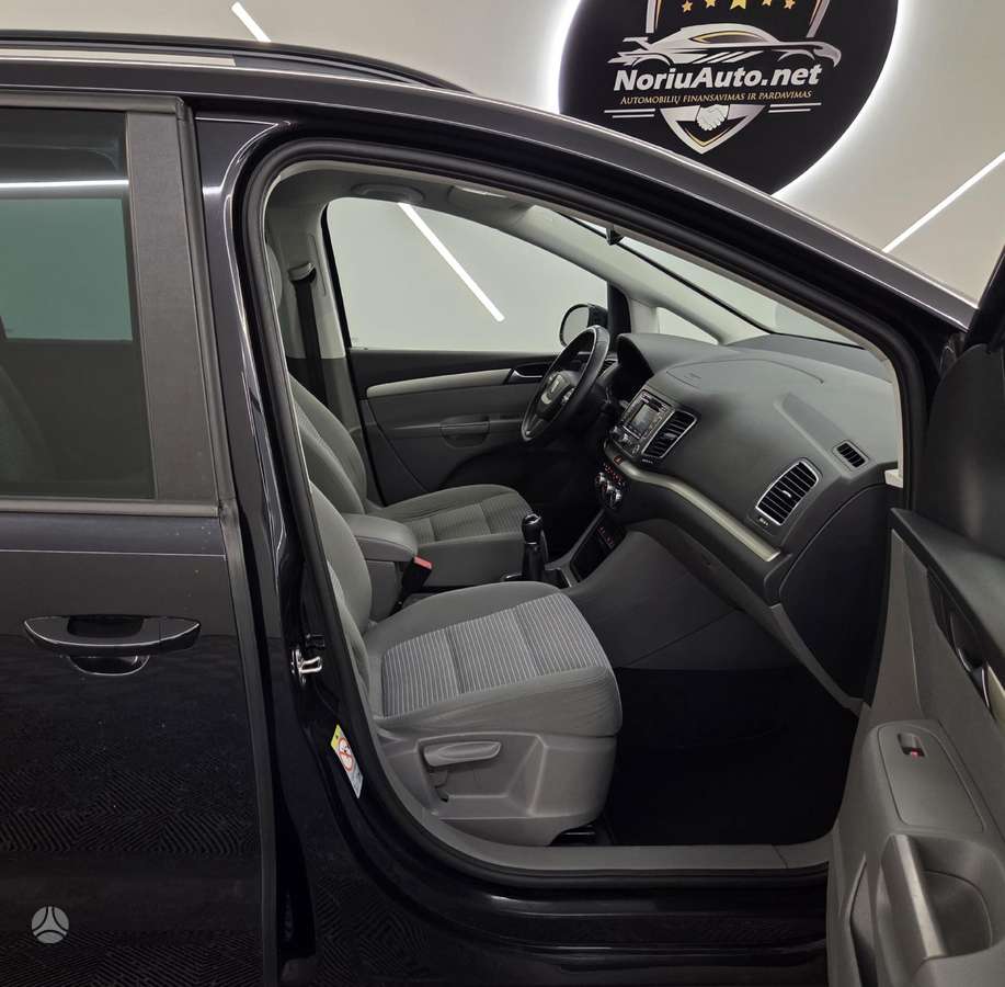 Seat Alhambra, 2.0 l., Минивэн