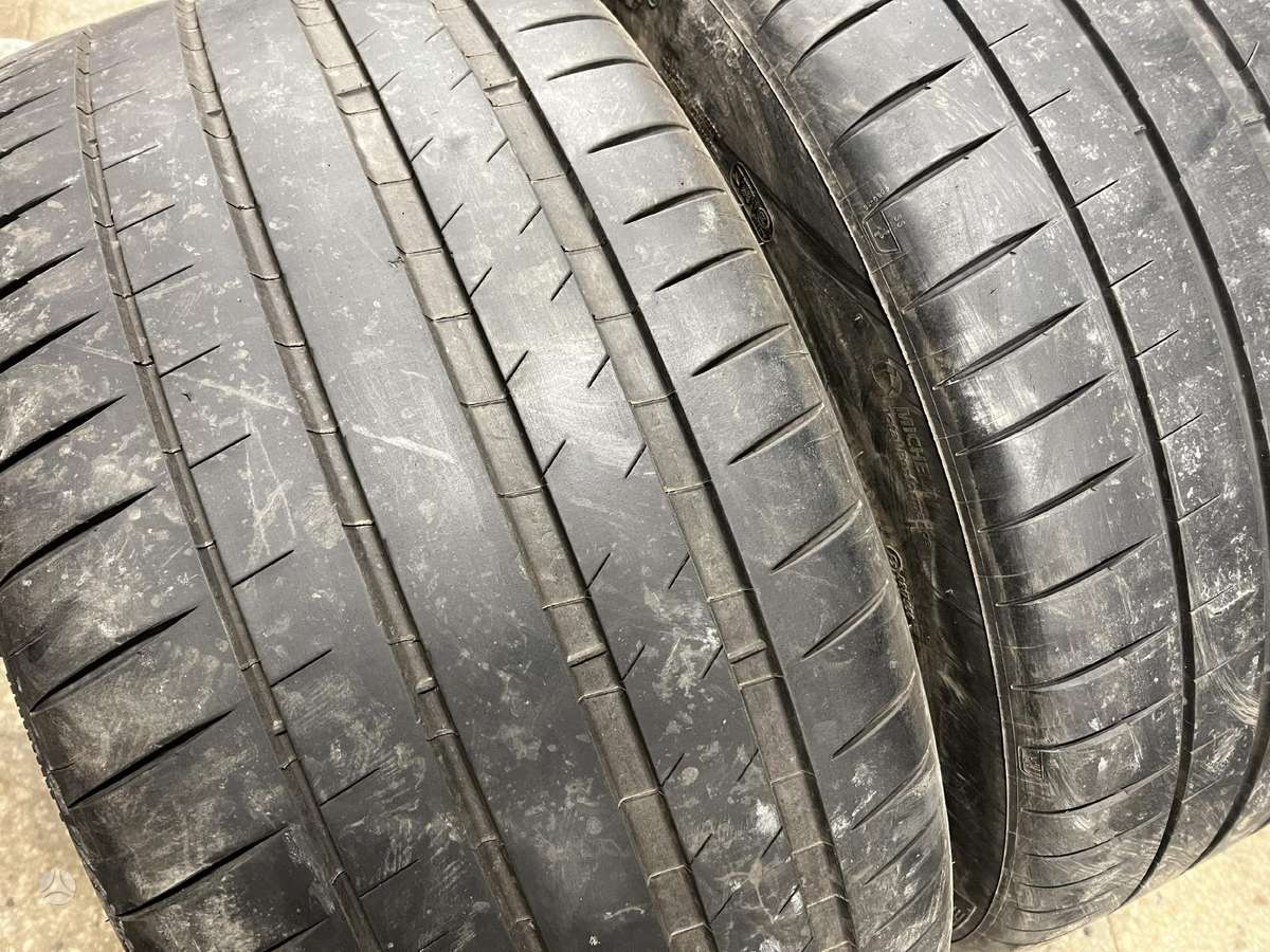 Michelin PilotSport 4S, summer 325/35 R23