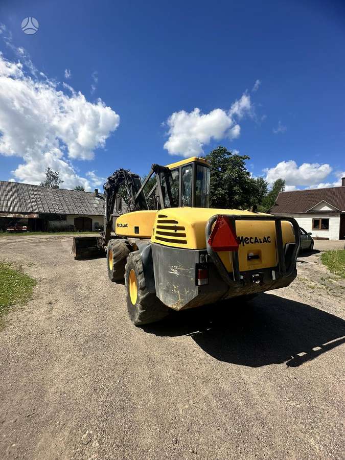 Mecalac MXT, excavator loader