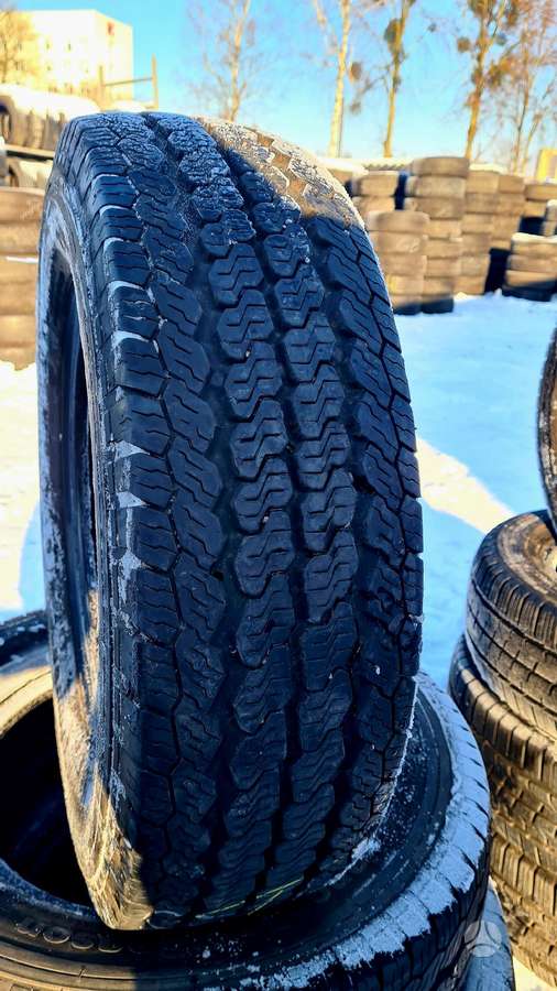Continental, всесезонные 205/75 R16