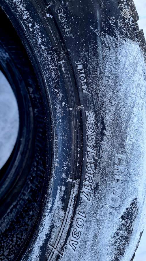 Bridgestone, winter 235/55 R17