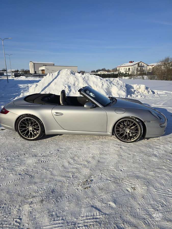 Porsche 911 - 9