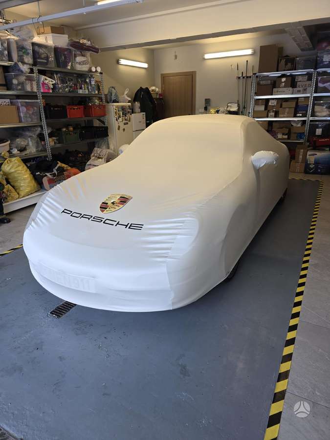 Porsche 911 - 8