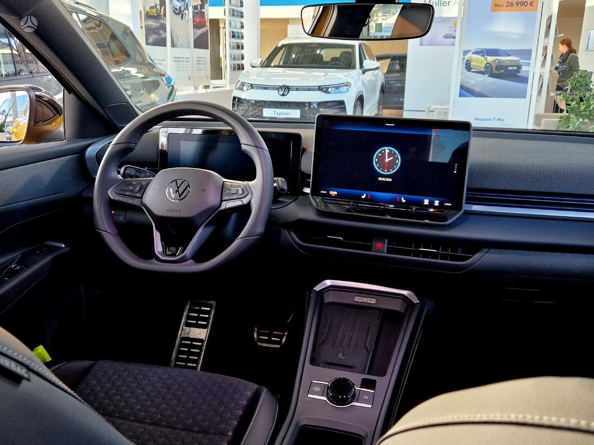 Volkswagen T-Roc - 9