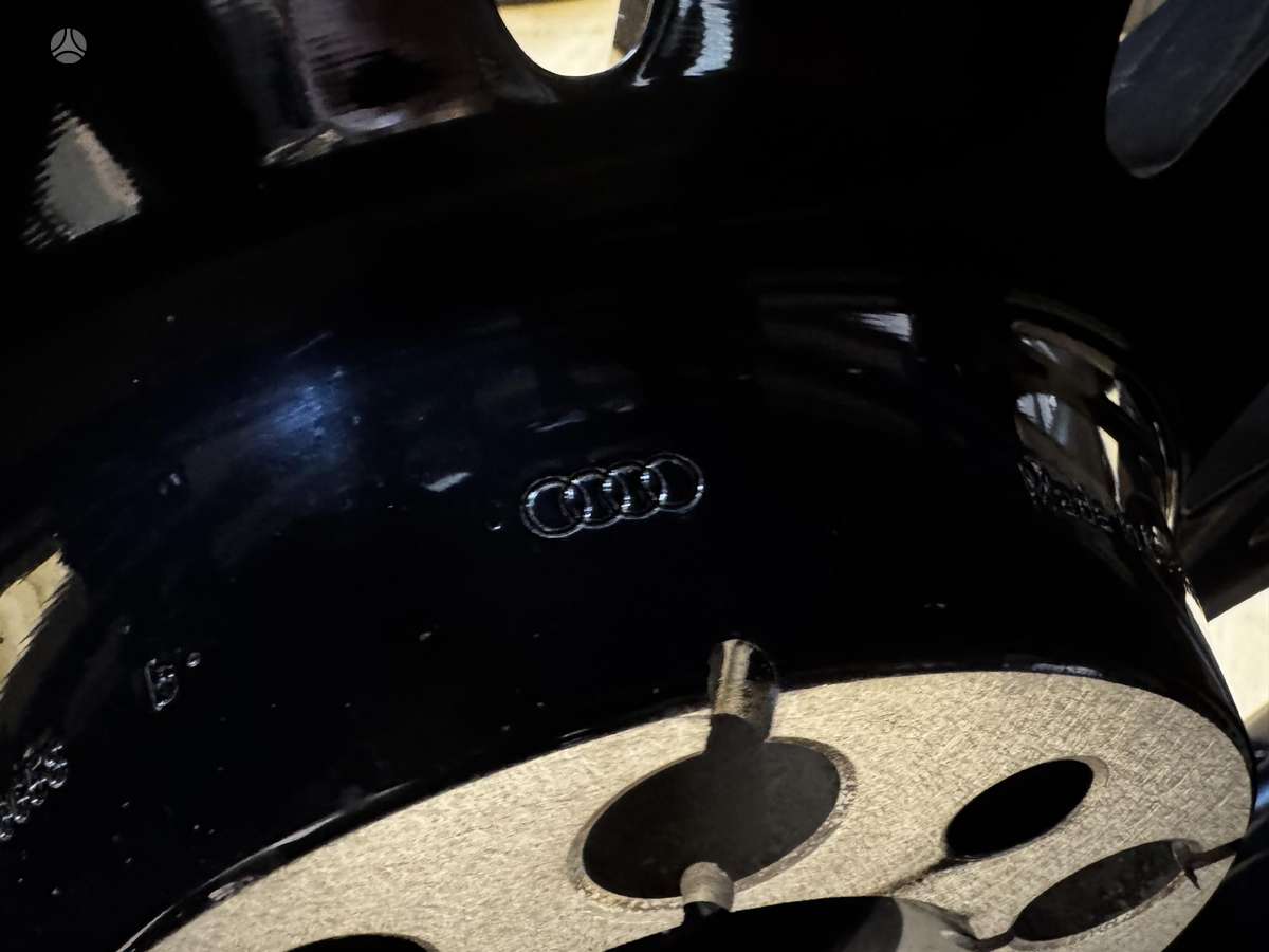 Audi 4H0 601 025 AE, light alloy, R20