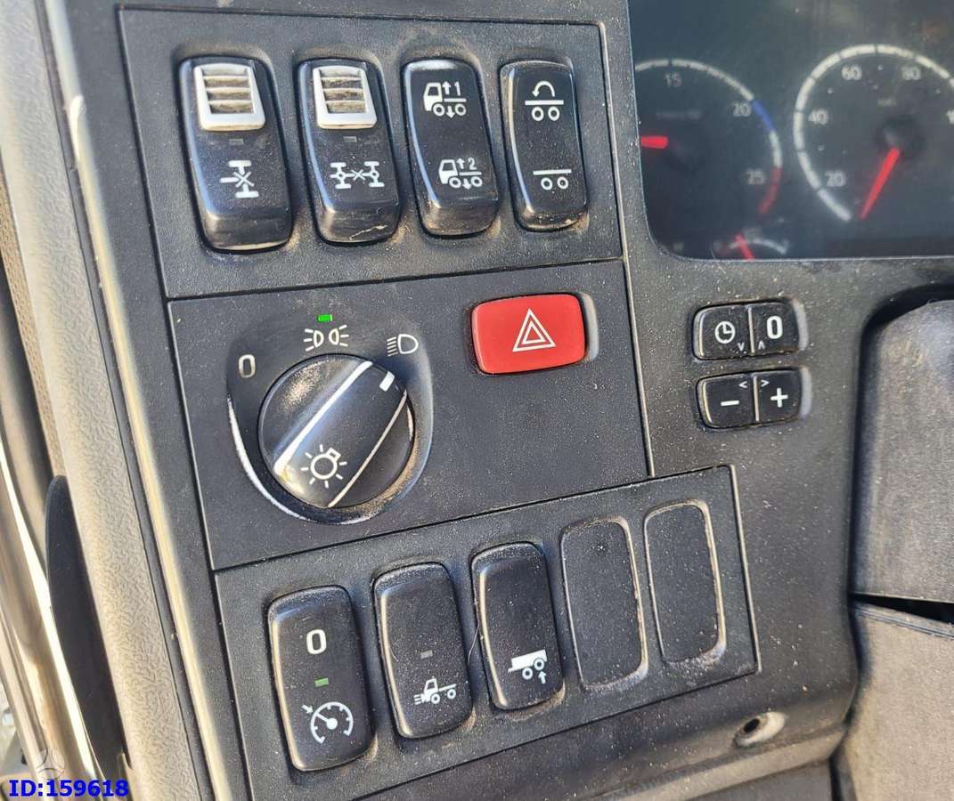 Scania R620 6x4 Retarder, double sleeper