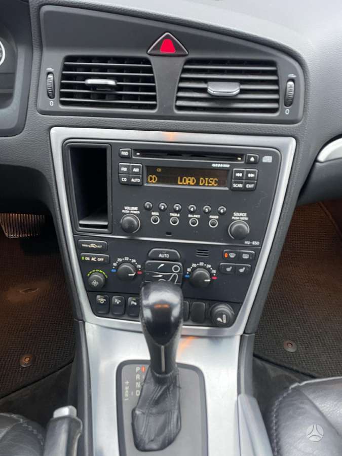 Volvo XC70 - 12