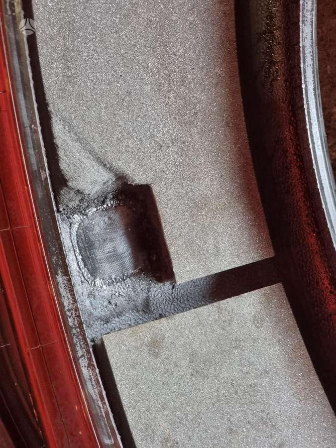 Pirelli P ZERO PZ4, vasarinės 255/40 R21
