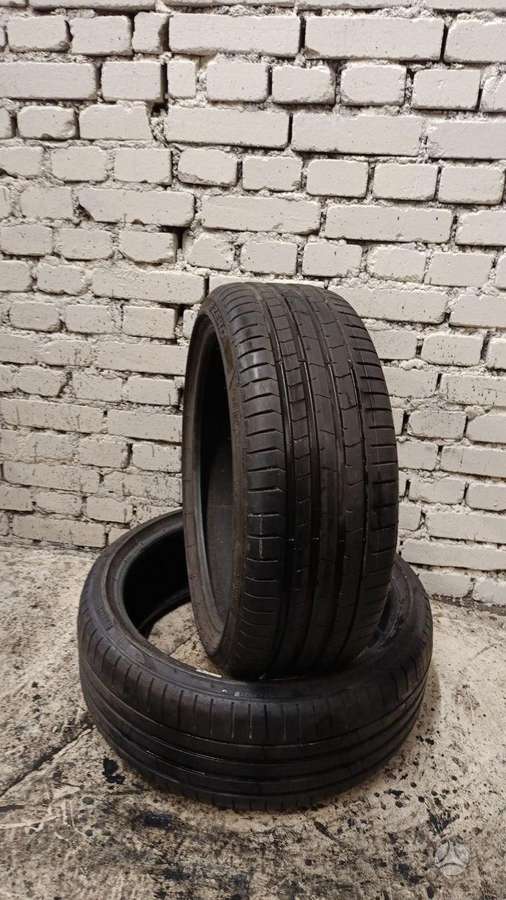 Pirelli P ZERO PZ4, summer 245/35 R20
