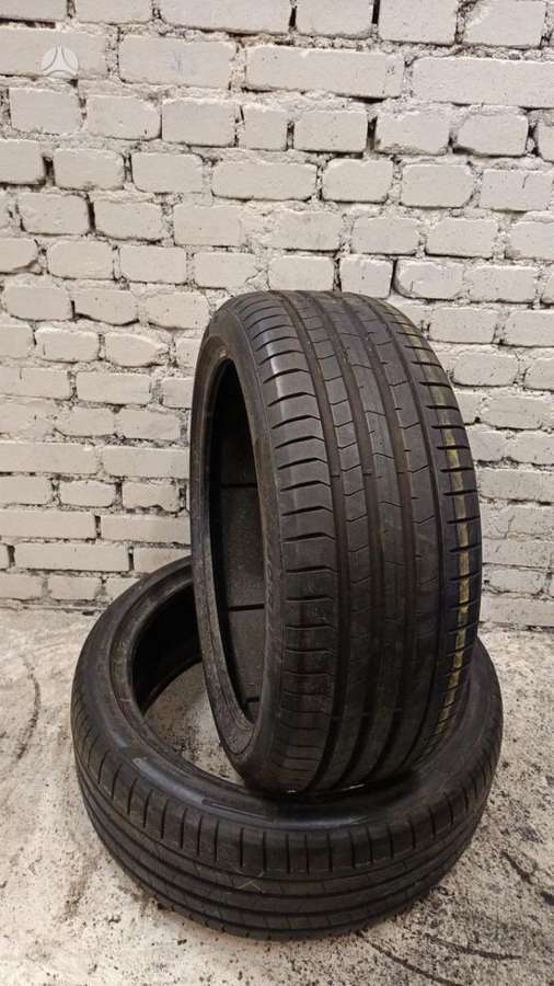 Pirelli P ZERO PZ4, vasarinės 245/40 R21