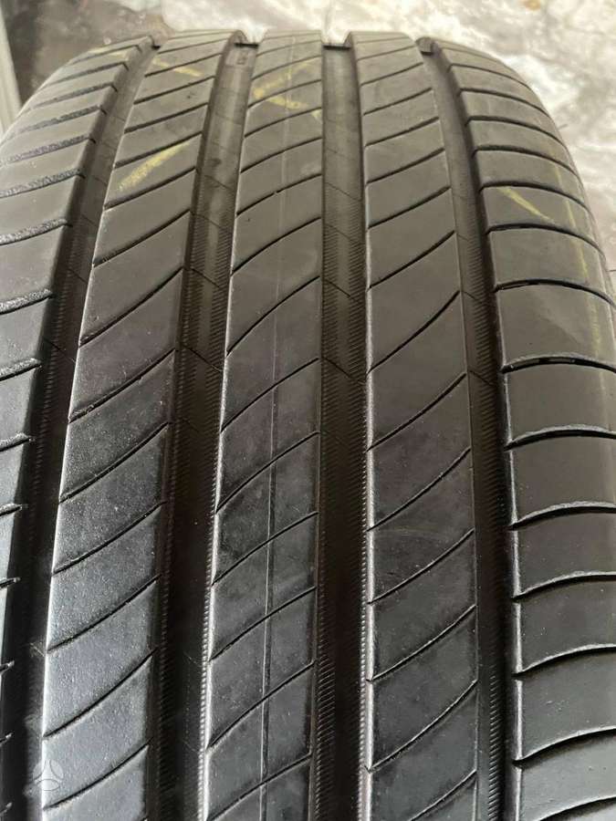 Michelin Primacy 4, летние 235/40 R19