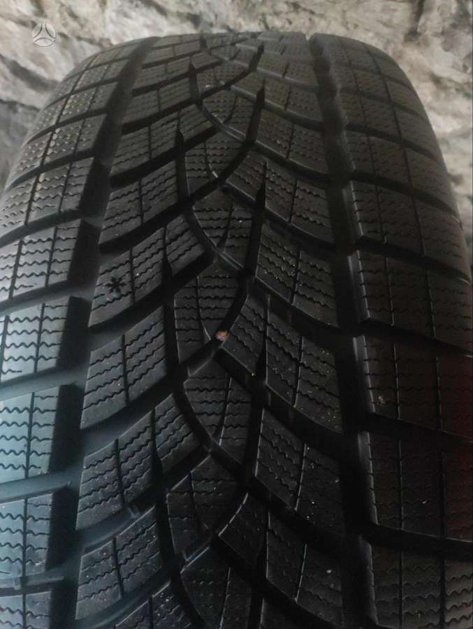 Goodyear UltraGrip Ice SUV G1, winter 255/50 R20