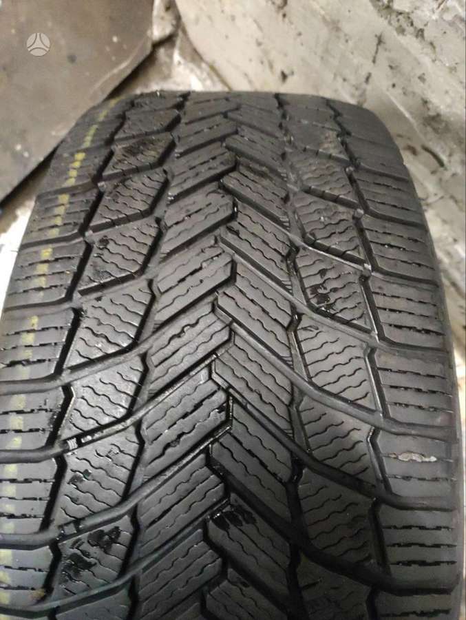 Michelin X-Ice Snow, winter 235/40 R19