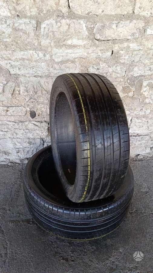 Pirelli P ZERO E PZ4, летние 255/40 R22