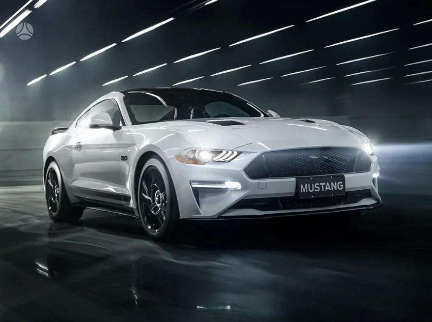 Ford Mustang lights