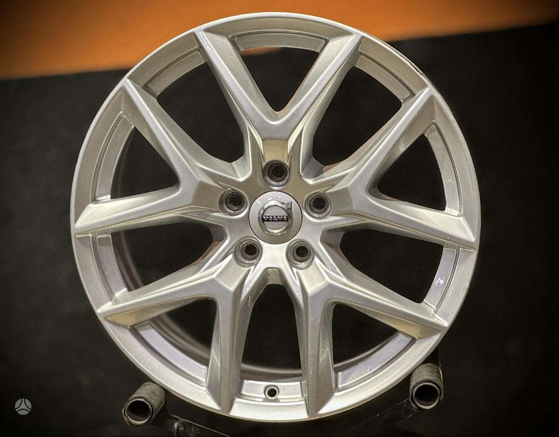 Volvo Original, lengvojo lydinio, R18