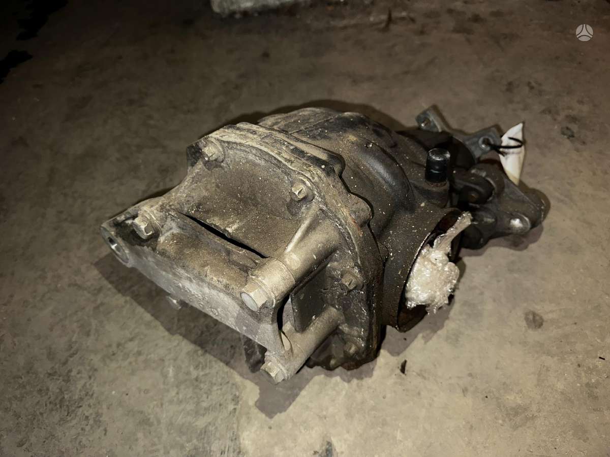 Mercedes-Benz S350 differential