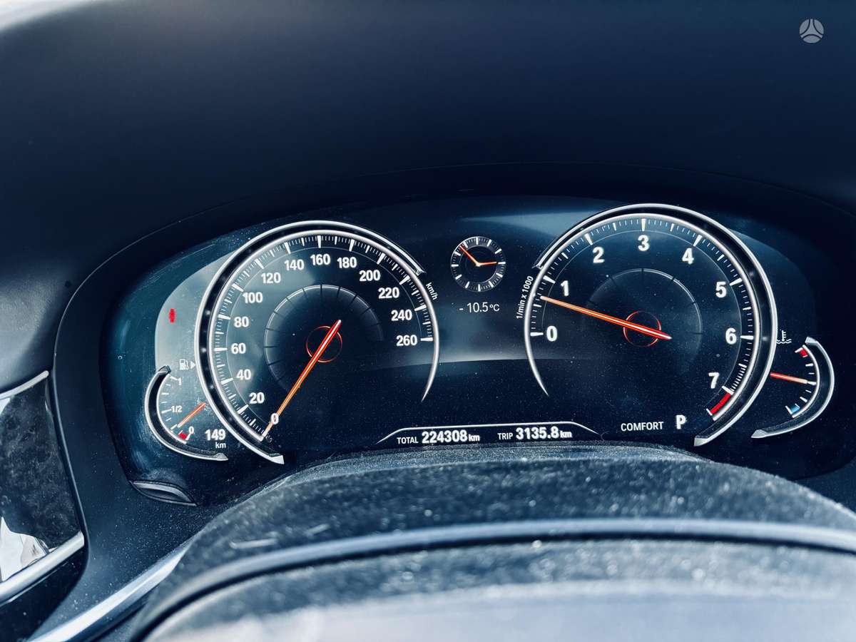 BMW 740, 3.0 l., sedanas