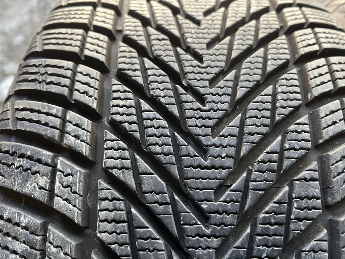 Goodyear UG Performance 3 2024m, зимние 255/45 R19