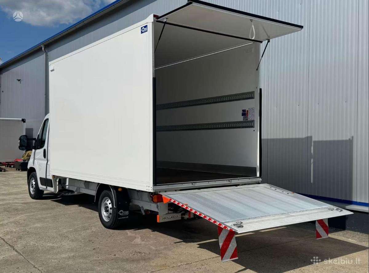 Iveco Daily, krovininis mikroautobusas