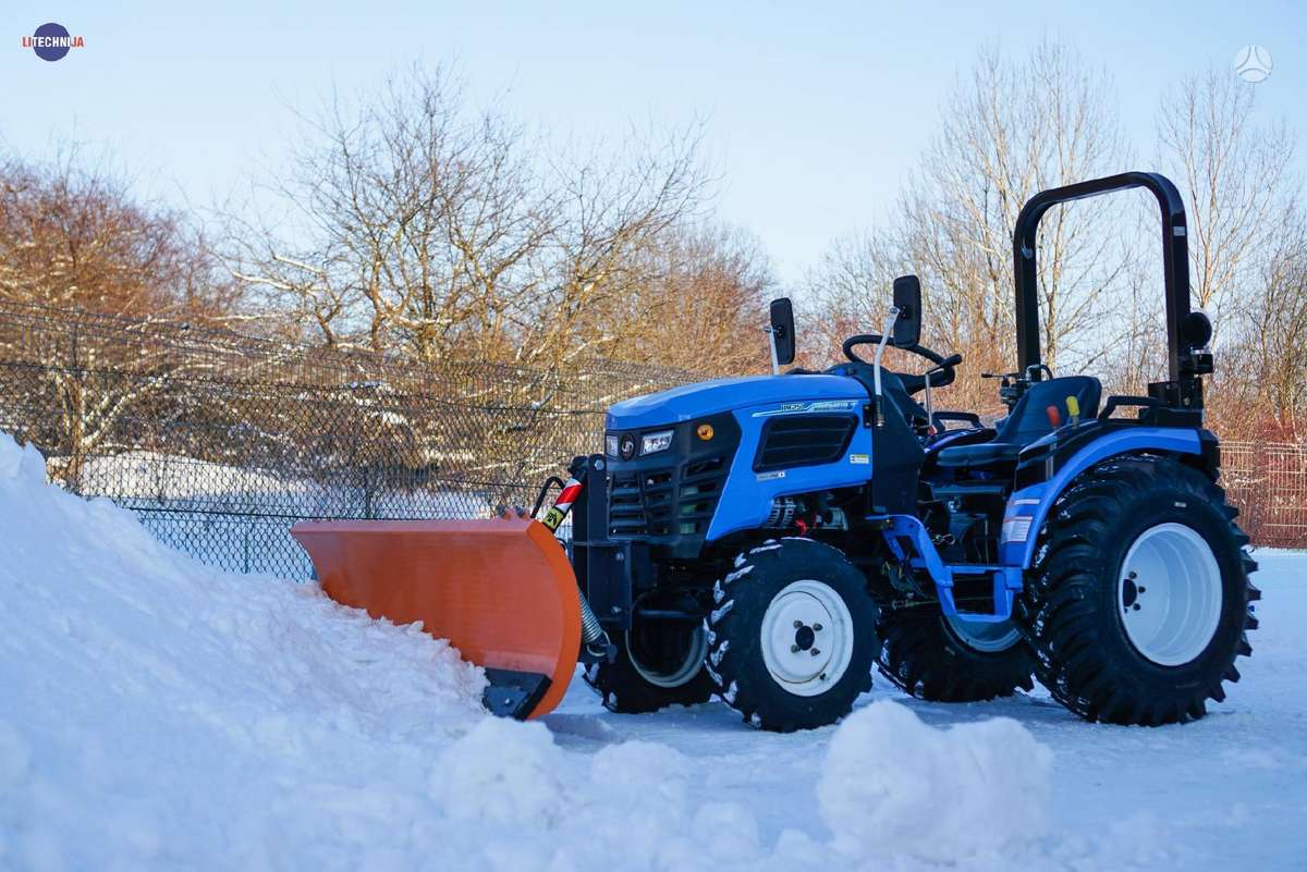 Hinomoto HM250 su stumdytuvu, тракторы