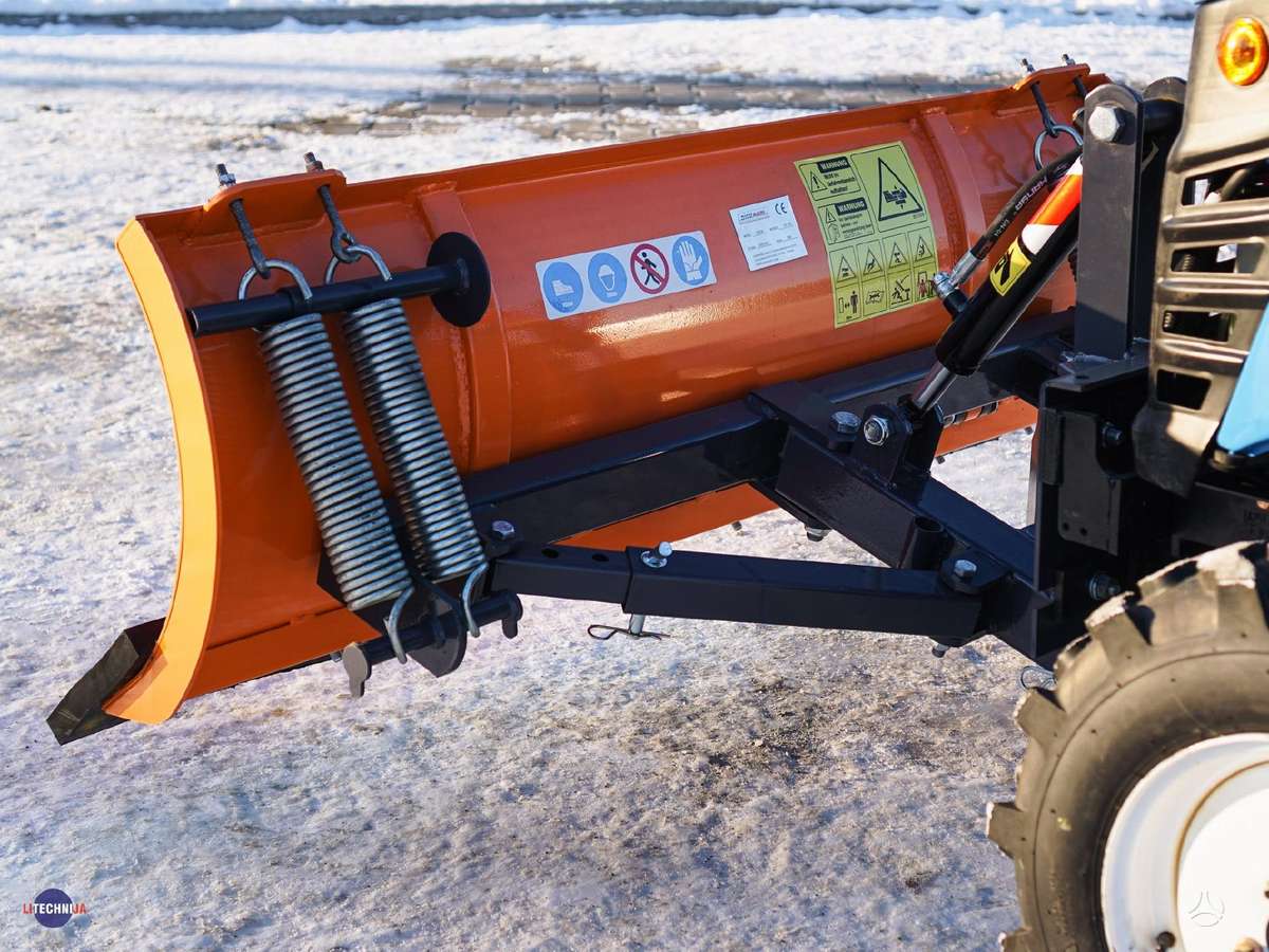 Hinomoto HM250 su stumdytuvu, тракторы