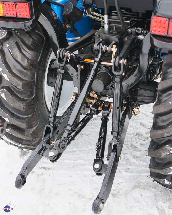 Hinomoto HM250 su stumdytuvu, тракторы