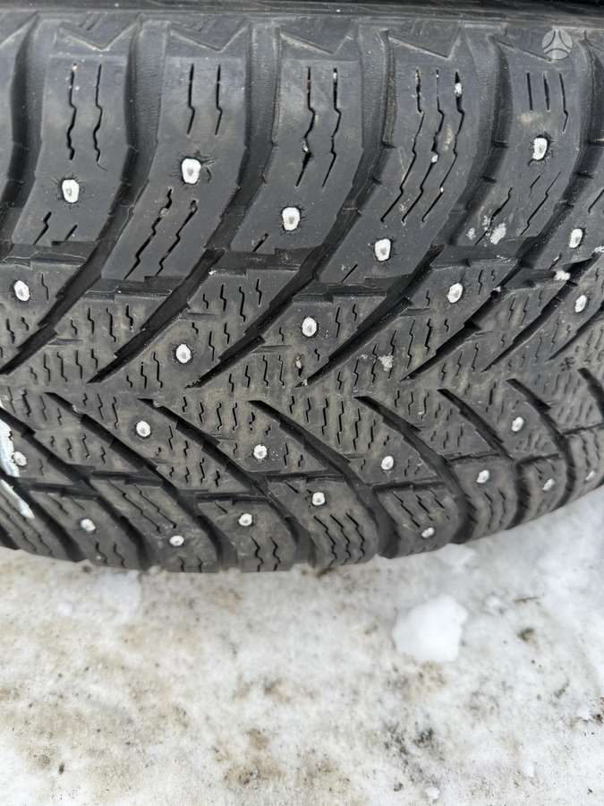 Nokian, žieminės 235/60 R18