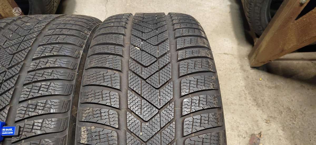 Pirelli Soto Zero 3, žieminės 255/40 R19