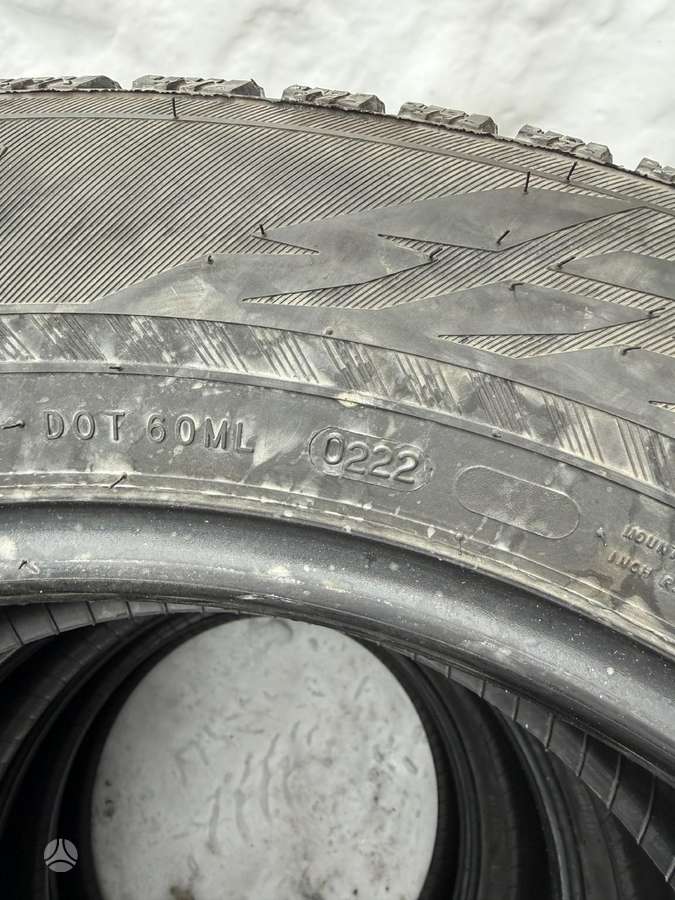 Nokian, всесезонные 235/60 R18