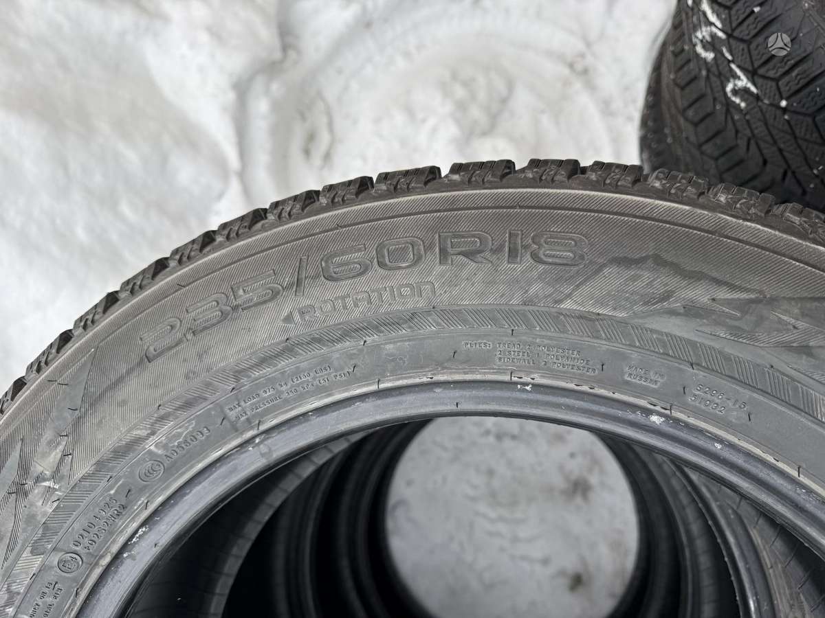 Nokian, всесезонные 235/60 R18