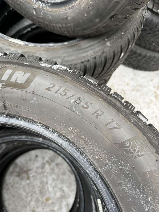 Michelin, žieminės 215/65 R17