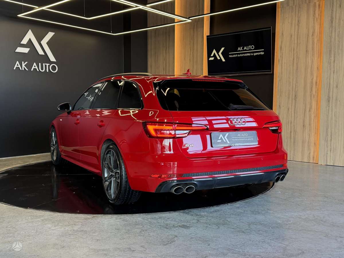 Audi S4, 3.0 l., wagon
