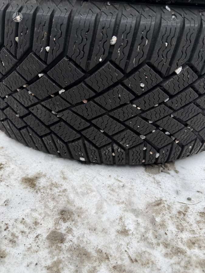 Continental, all-season 225/55 R17