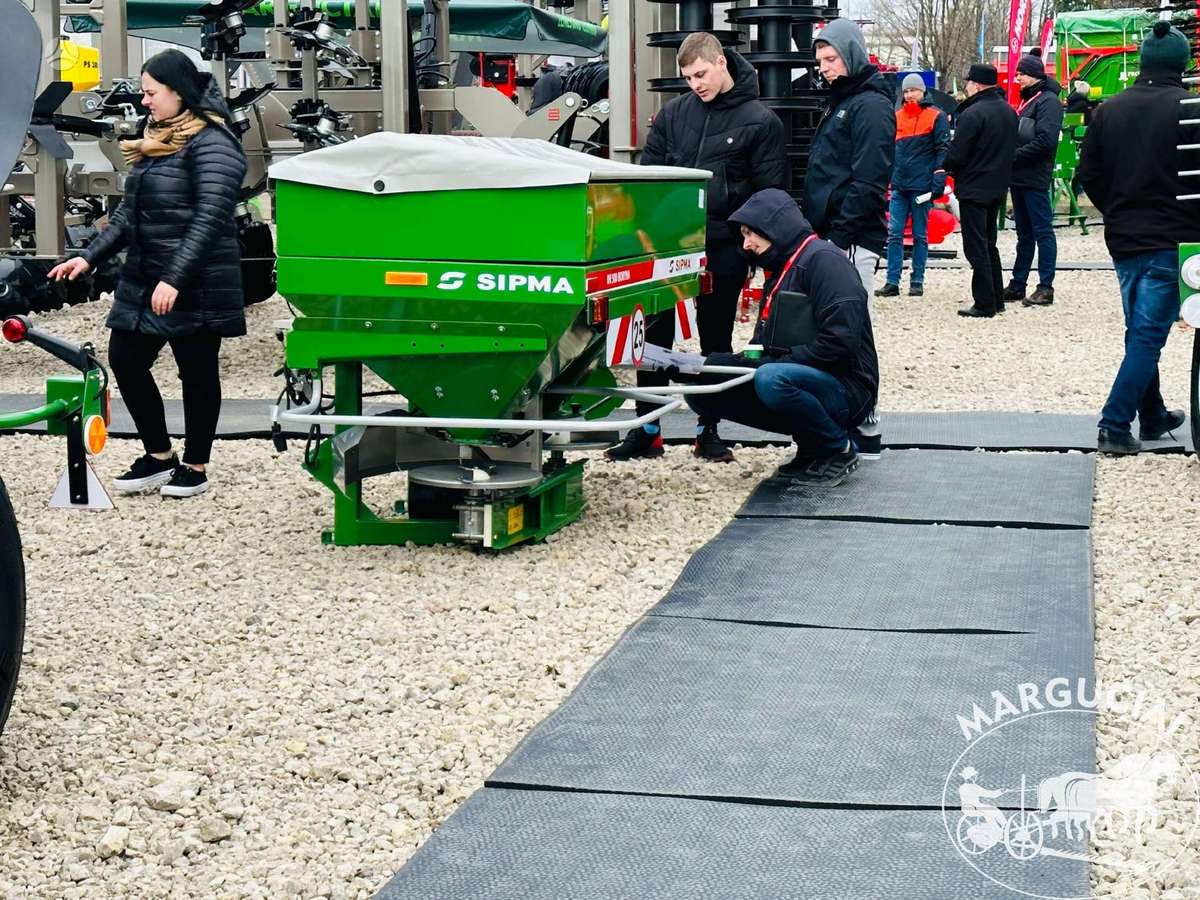 Sipma Trąšų barstytuvai, разбрасыватели