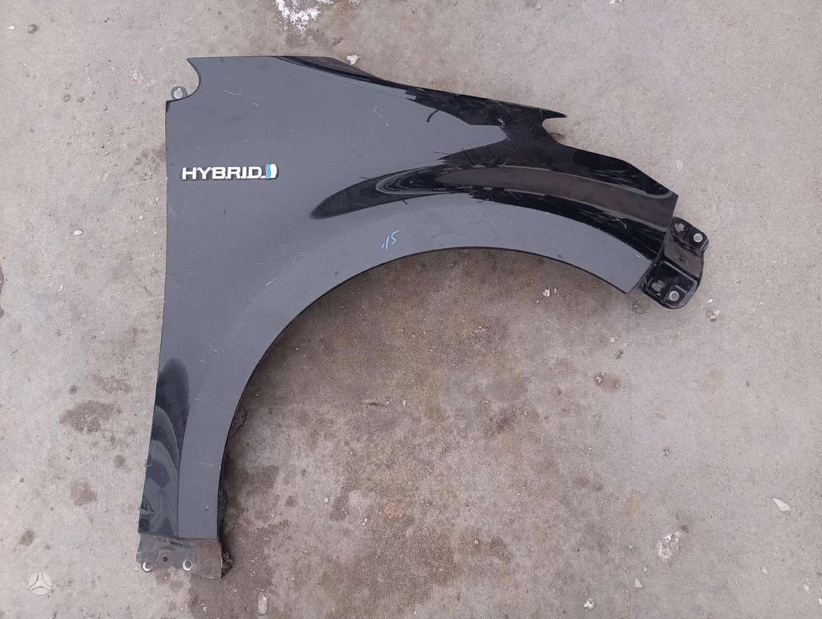 Toyota Yaris детали кузова