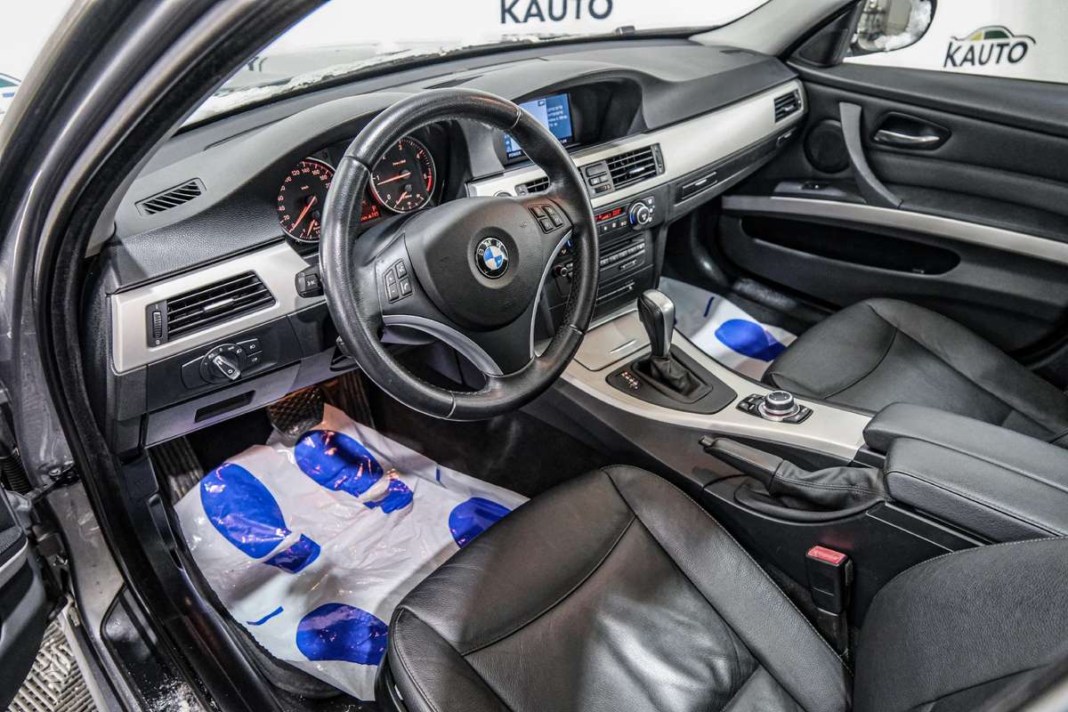 BMW 320, 2.0 l., Универсал