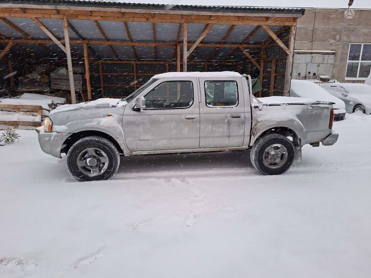 Nissan Navara, 2003 7