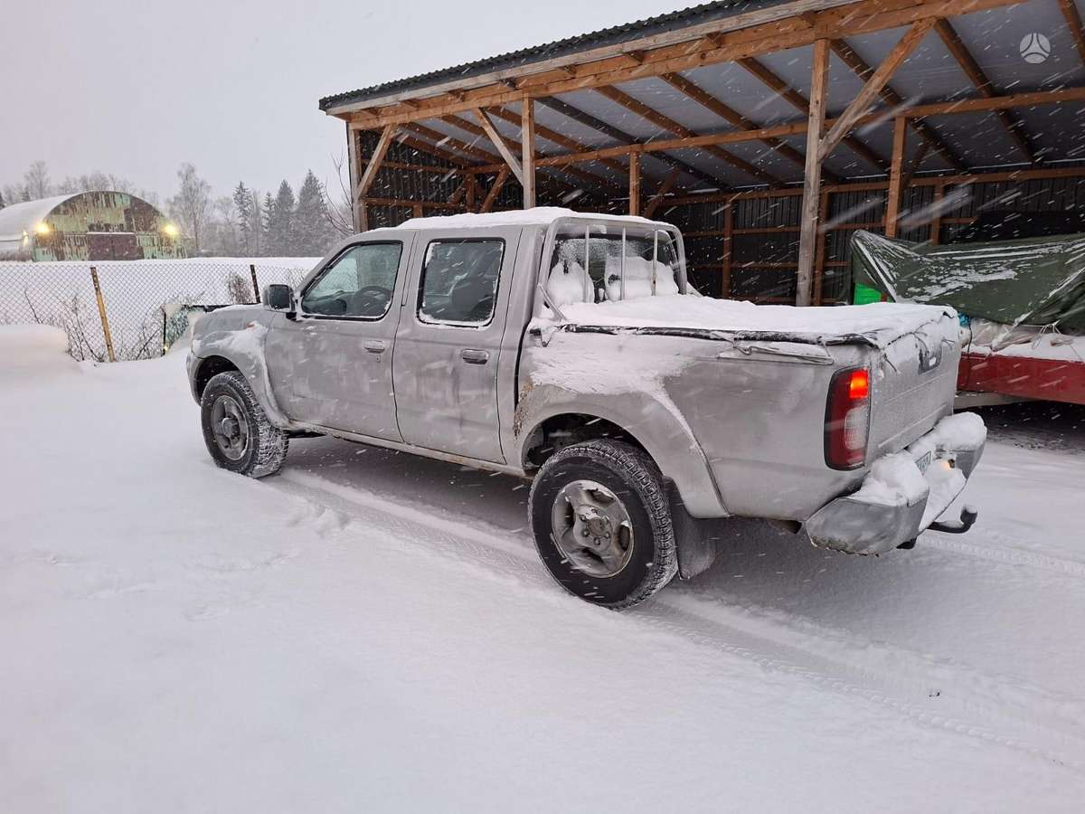 Nissan Navara, 2003 8