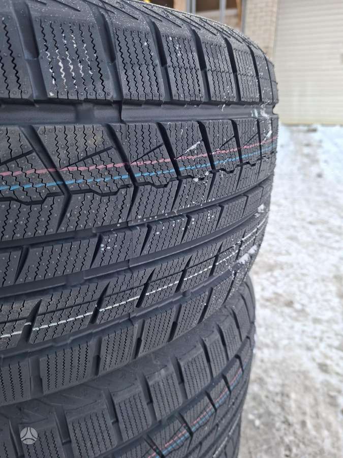 Rockblade, žieminės 275/40 R20