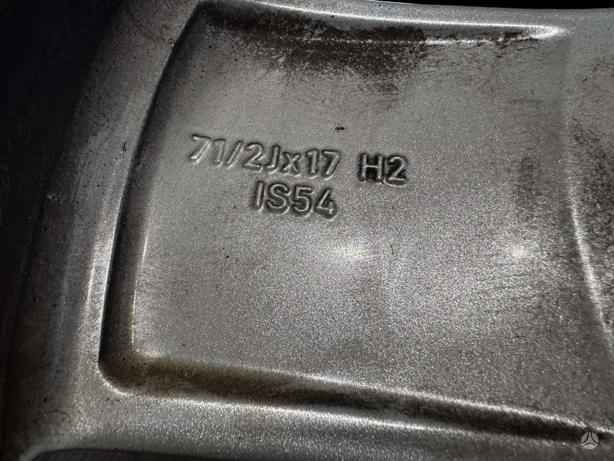 Audi A3 su žiem. padangomis, light alloy, R17
