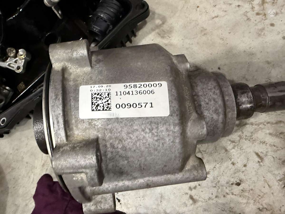 Audi RS 7 differential, gearbox, computer