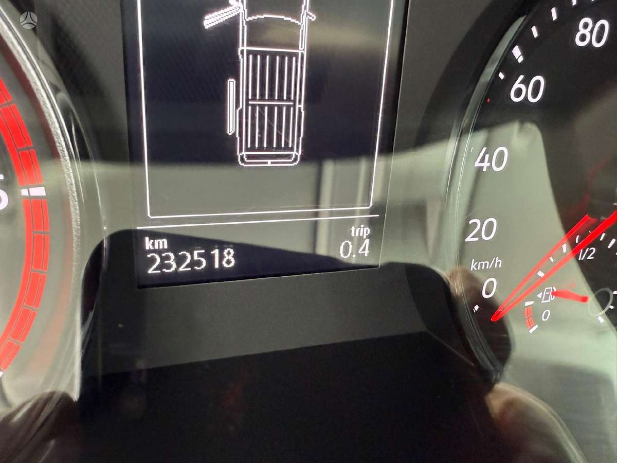 Volkswagen Crafter, 2023 14