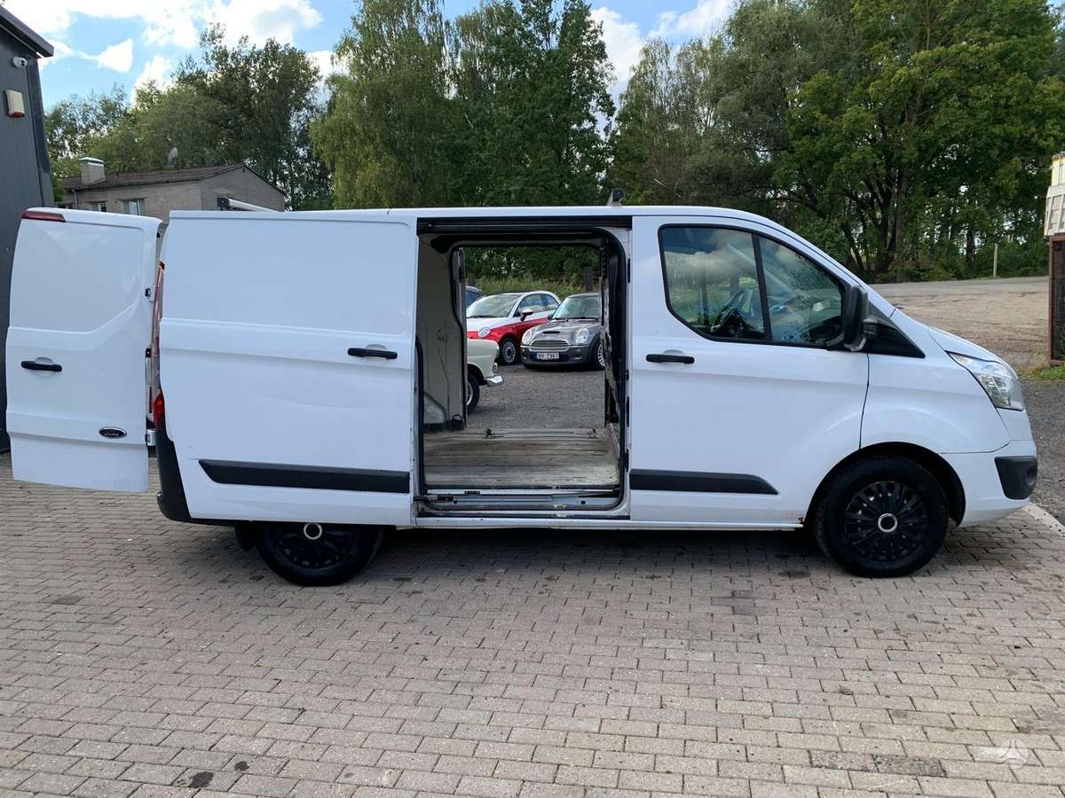 Ford Transit Custom, komercinis