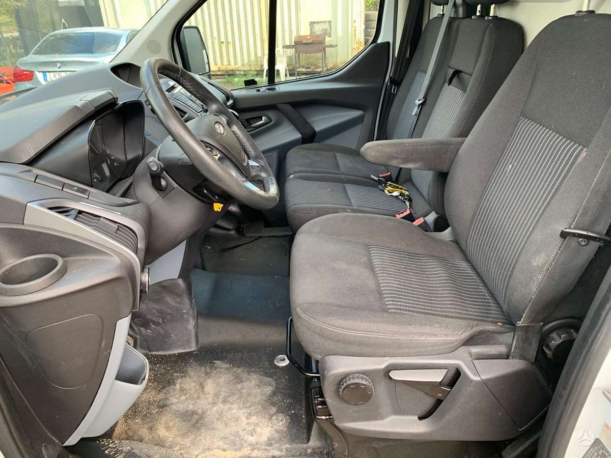 Ford Transit Custom, komercinis