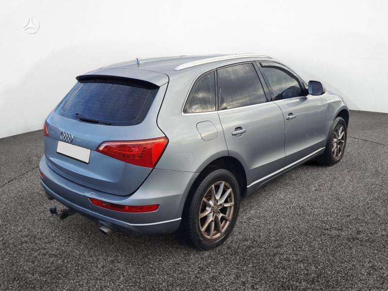 Audi Q5 dalimis. Detaliu pristatymas