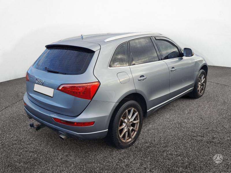 Audi Q5 по частям. Detaliu pristatymas