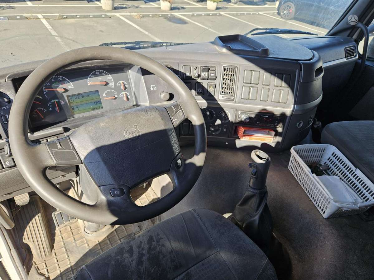 Volvo FM9 TA 2026-04, box trucks / box vans