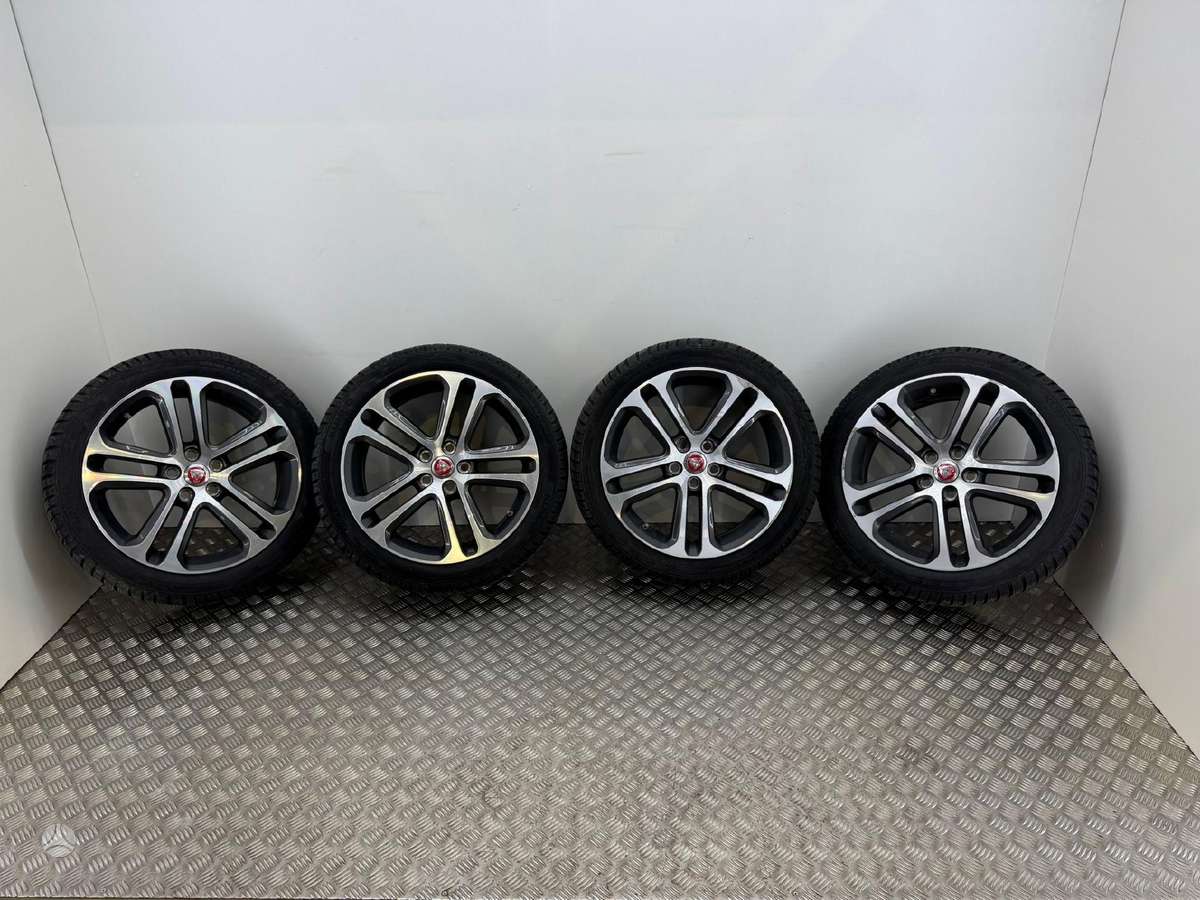 Jaguar XE, lengvojo lydinio, R18