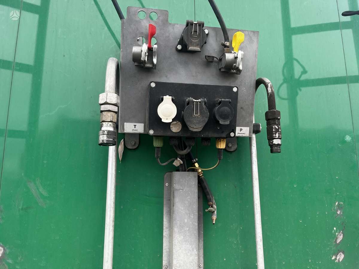Knapen K100, with moving floor